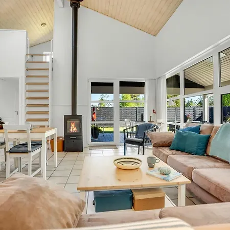 Casa de Férias Marno - 700m From The Sea By Interhome Bøtø By