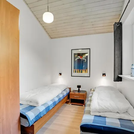 Marno - 700m From The Sea By Interhome * Bøtø By