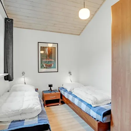 Marno - 700m From The Sea By Interhome Bøtø By