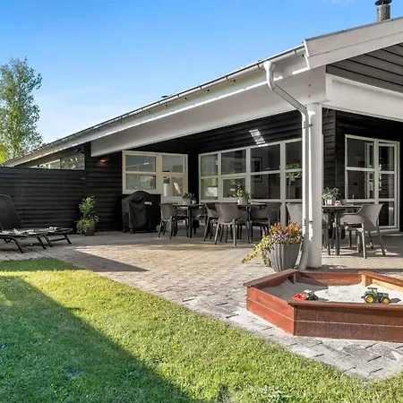 펜션 Marno - 700m From The Sea By Interhome Bøtø By